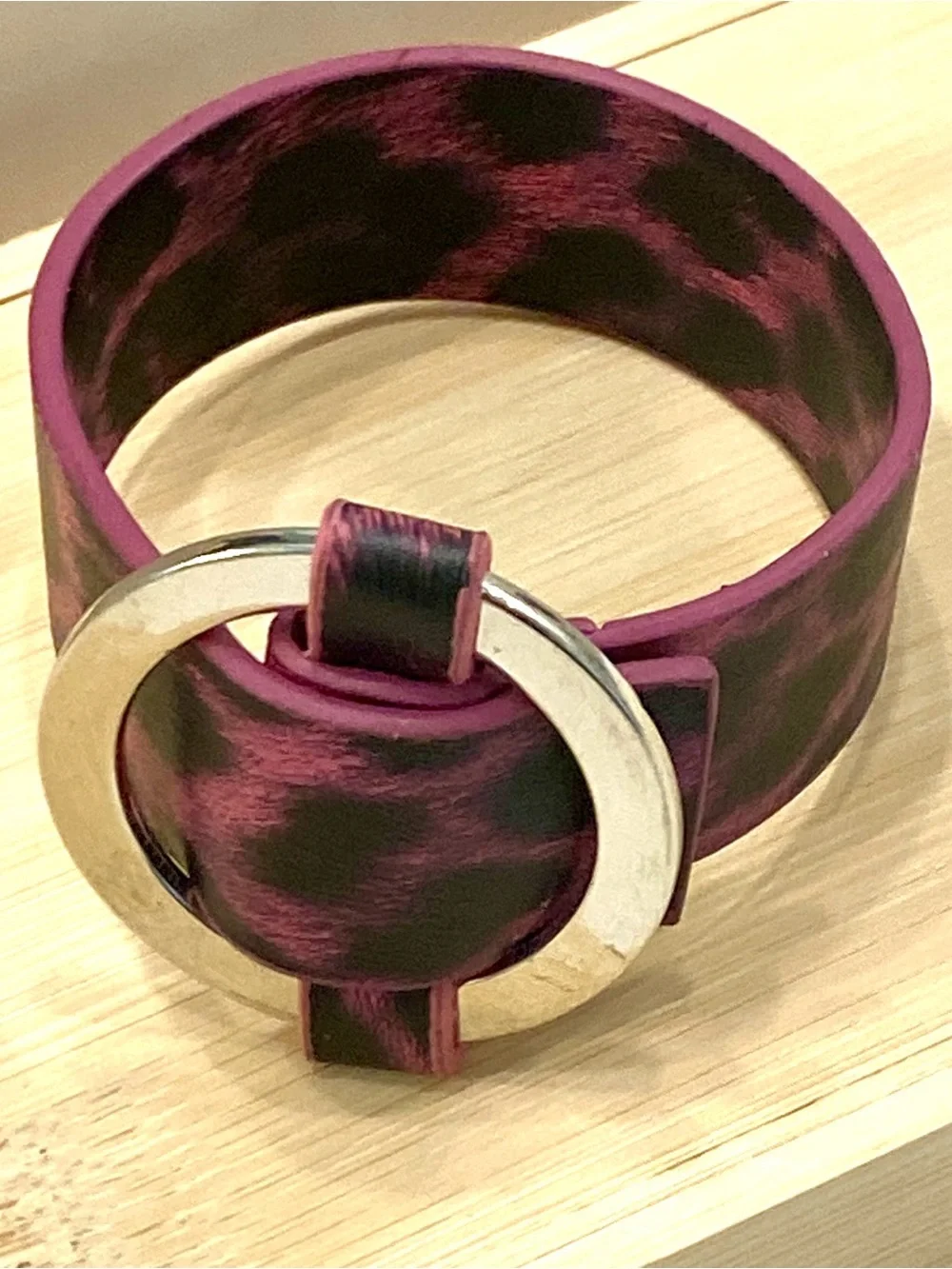 Retro Pink Leopard-Print Cuff Watch Bracelet with Silver Ring Accent